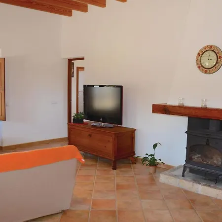 Gorgeous In With Kitchen Holiday home